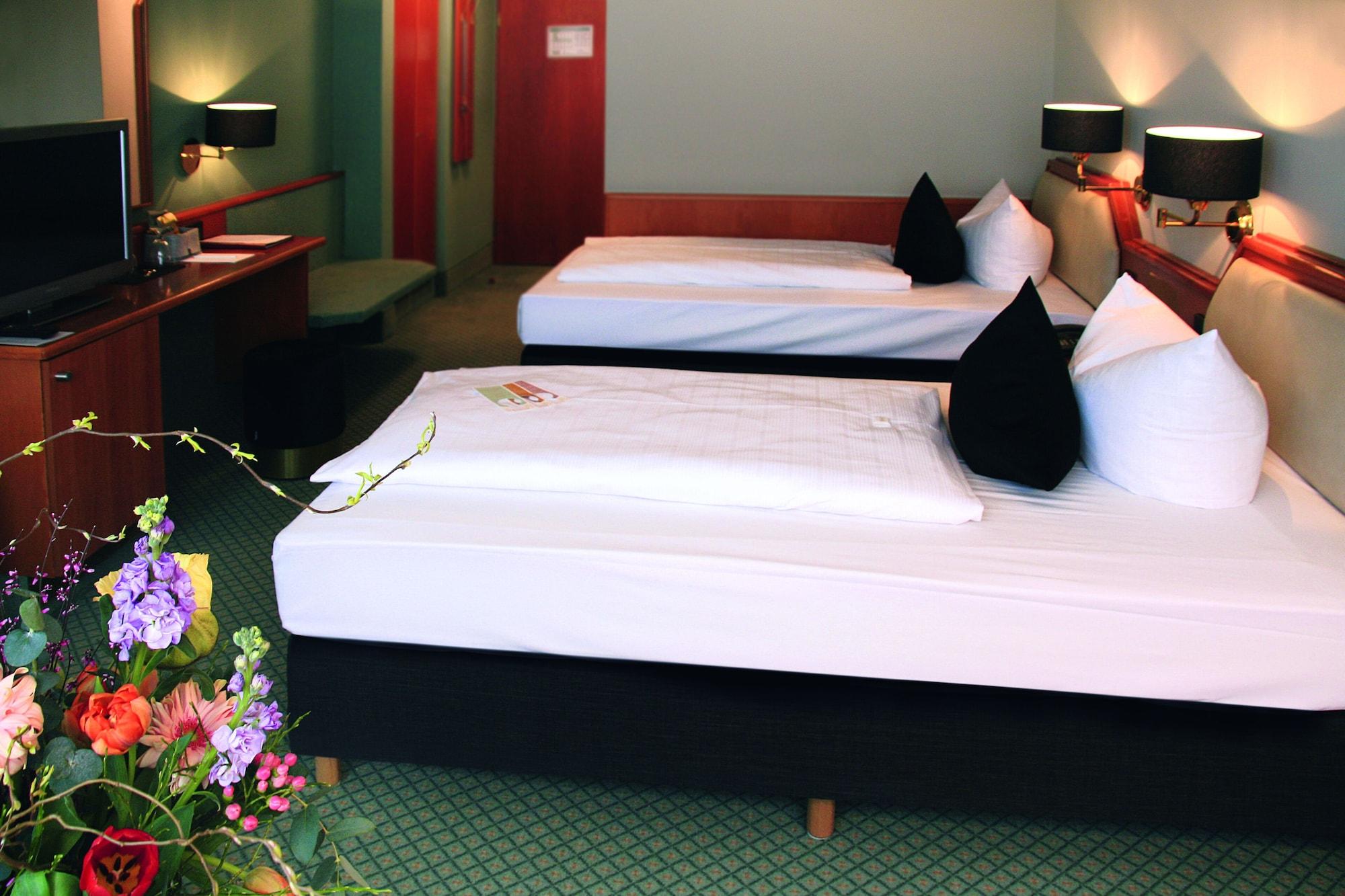 Avia Hotel Regensburg Ngoại thất bức ảnh