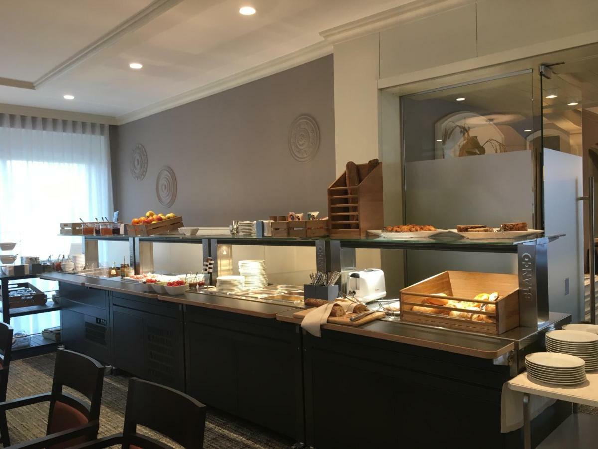Avia Hotel Regensburg Ngoại thất bức ảnh