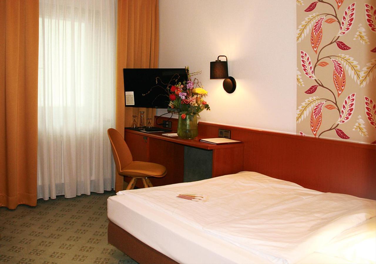 Avia Hotel Regensburg Ngoại thất bức ảnh